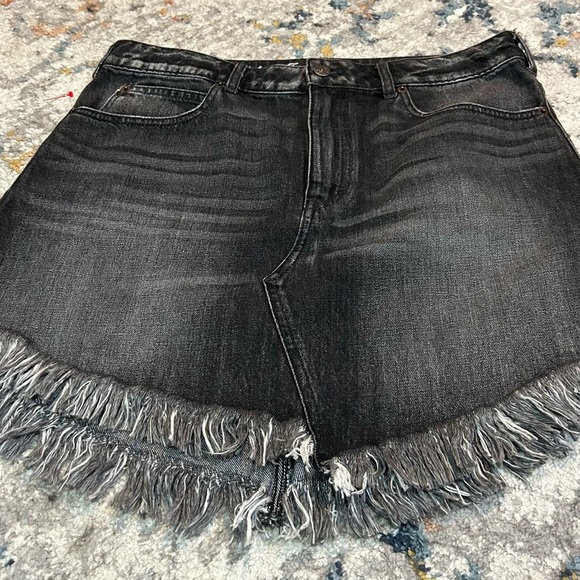 We The Free Free People Bailey Asymmetrical Black Denim Skirt Size 31 - Picture 4 of 8